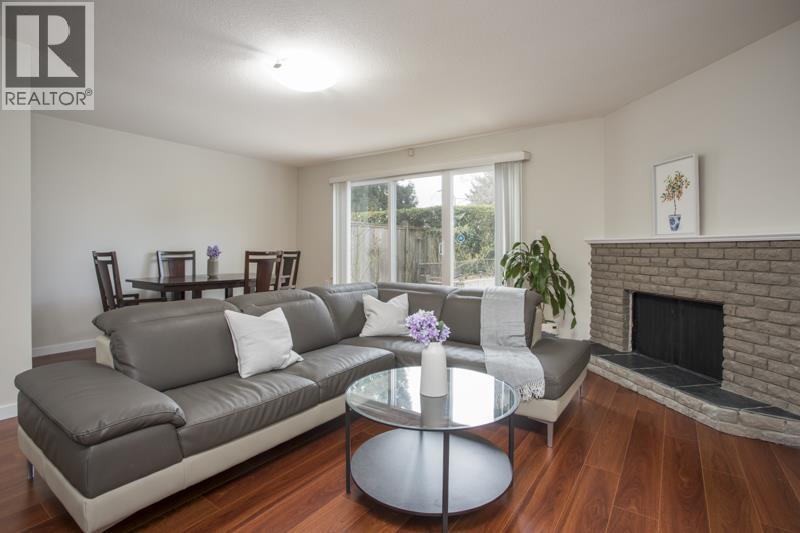 #3-3051 SPRINGFIELD Drive, Richmond