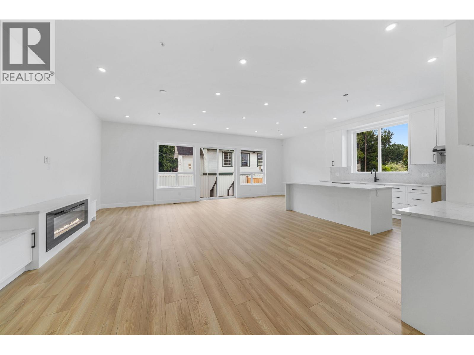 19098 DOERKSEN DRIVE, Pitt Meadows