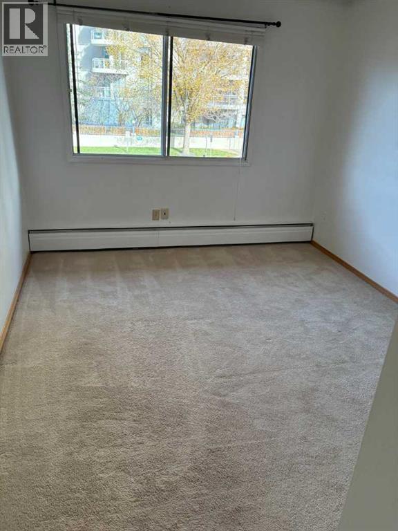 Single Family House for Sale in    Avenue SW Downtown Commercial Core Calgary 