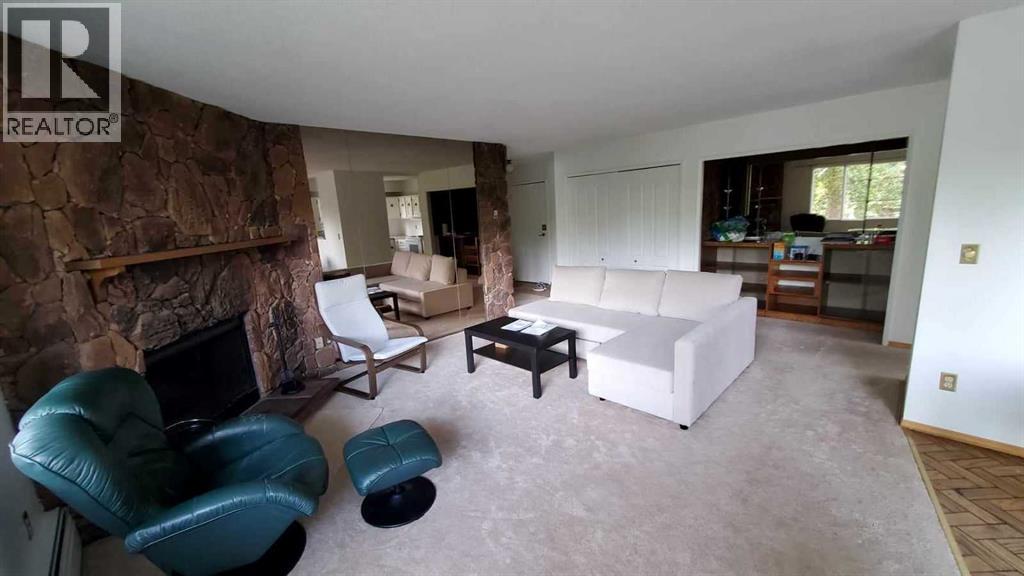 Single Family House for Sale in    Avenue SW Downtown Commercial Core Calgary 