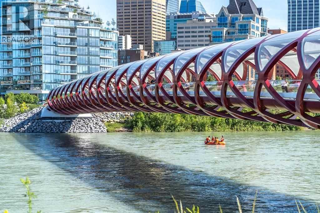 Single Family House for Sale in    Avenue SW Downtown Commercial Core Calgary 