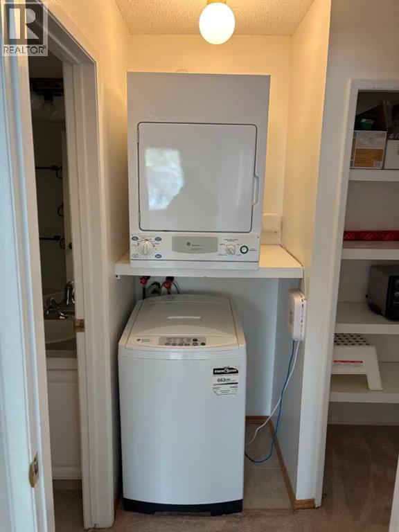 Single Family House for Sale in    Avenue SW Downtown Commercial Core Calgary 