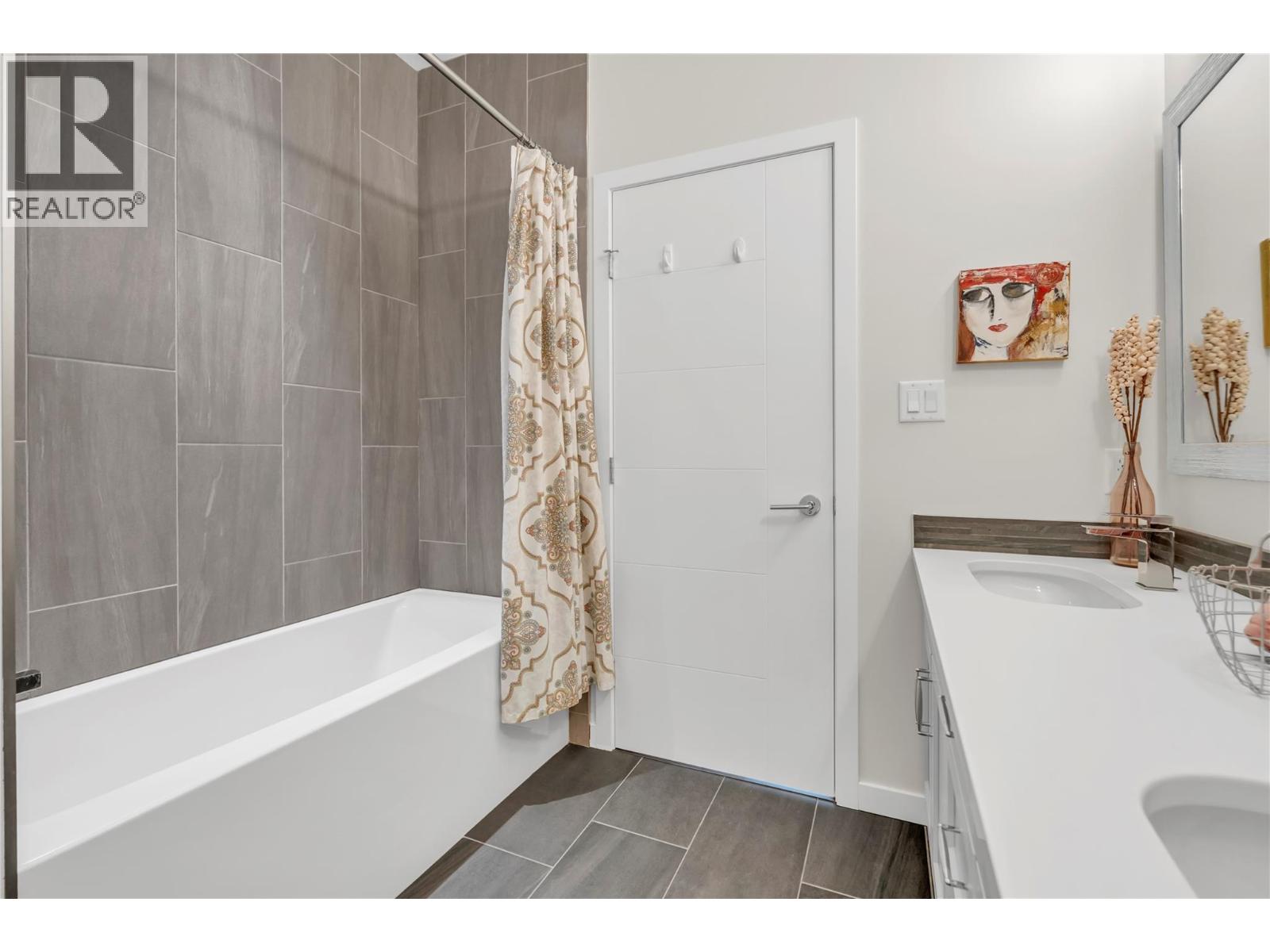 707 CHURCHILL Avenue Unit# 102, Penticton