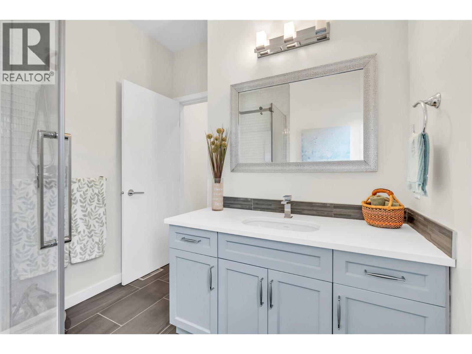 707 CHURCHILL Avenue Unit# 102, Penticton