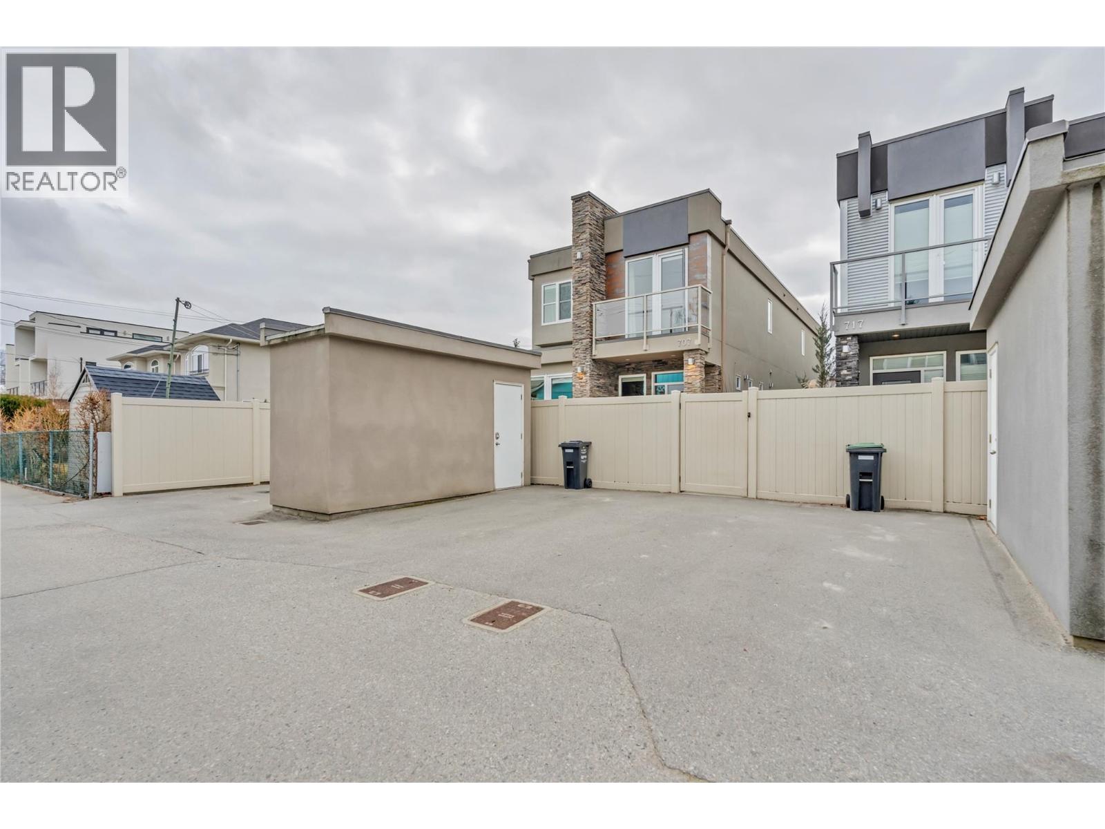 707 CHURCHILL Avenue Unit# 102, Penticton