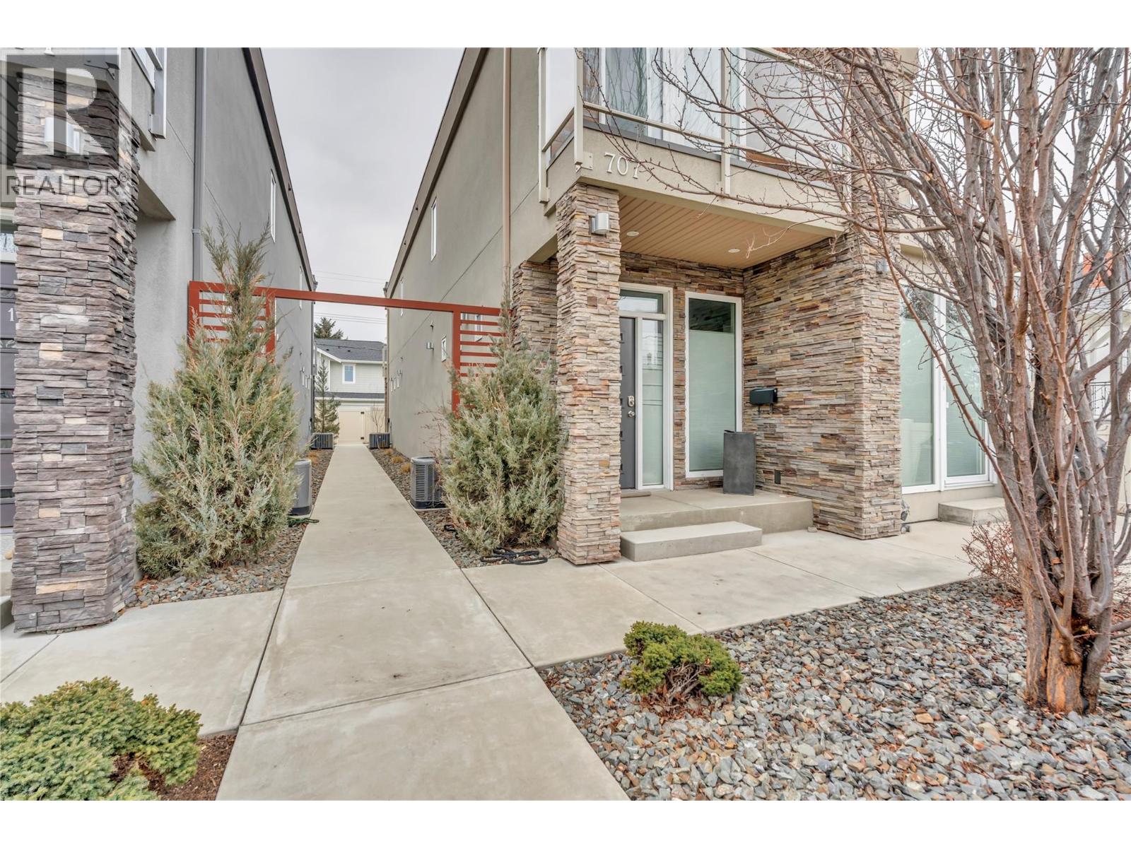 707 CHURCHILL Avenue Unit# 102, Penticton