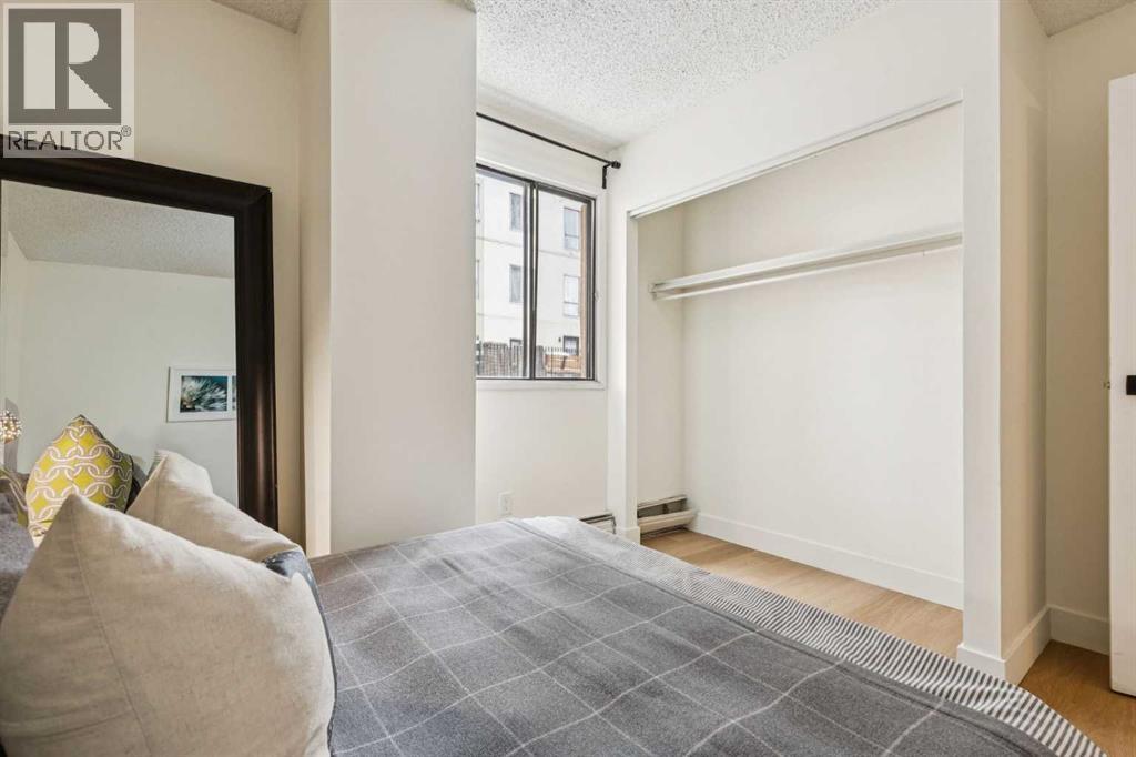 
          111 14 Avenue Southeast
            <br/>
            <span>Calgary</span>
            , 
            <span>AB</span>
             <span>T2G4Z8</span>
         - Photo 19