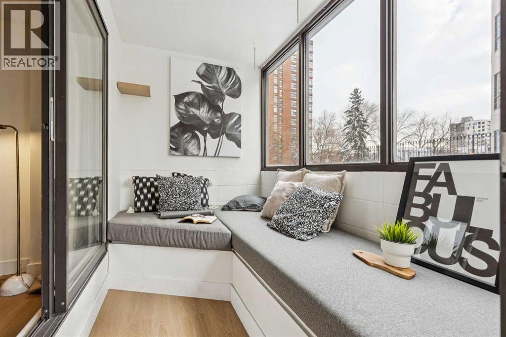 
          111 14 Avenue Southeast
            <br/>
            <span>Calgary</span>
            , 
            <span>AB</span>
             <span>T2G4Z8</span>
         - Photo 7