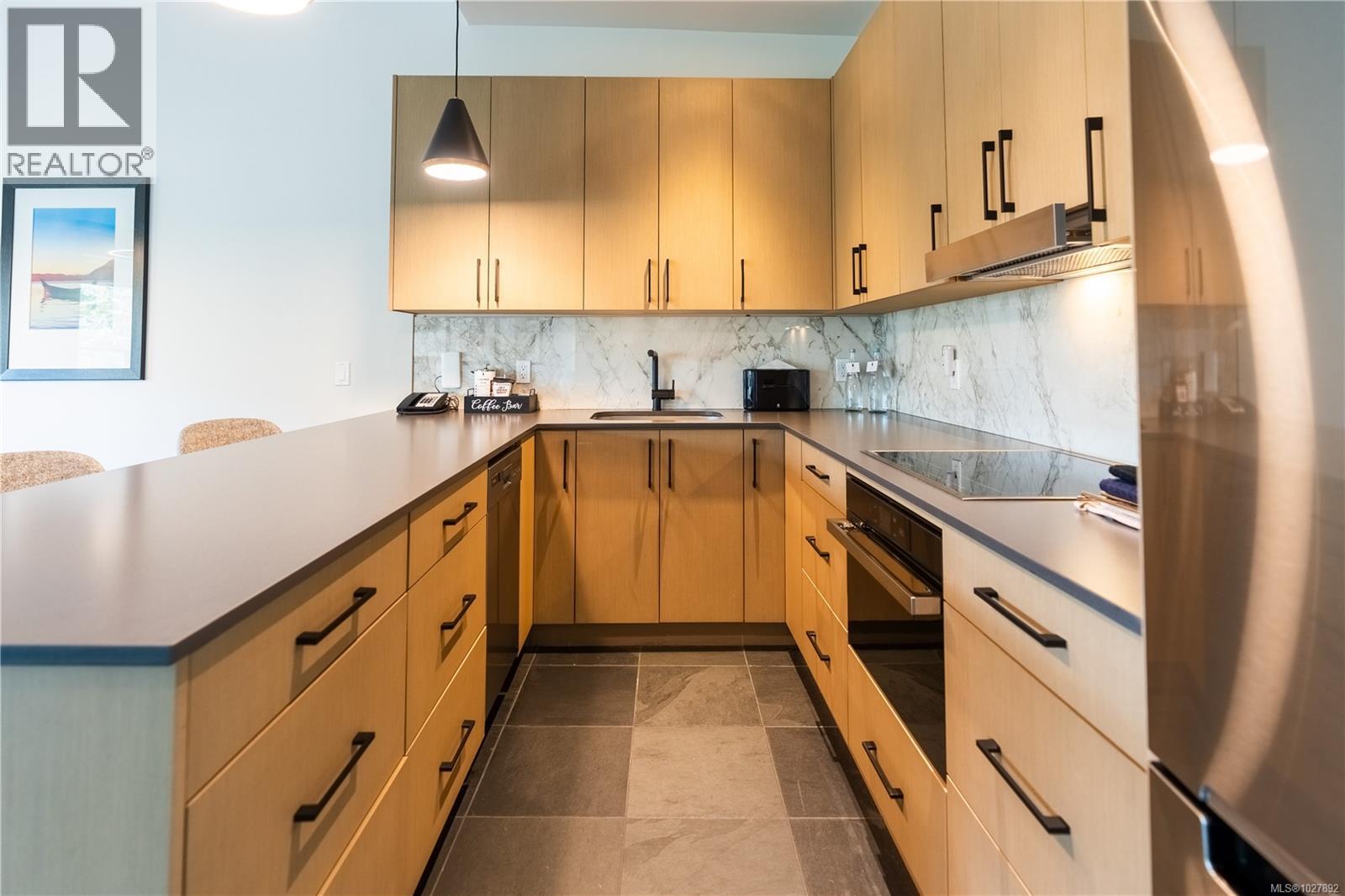 402 596 Marine Dr, Ucluelet