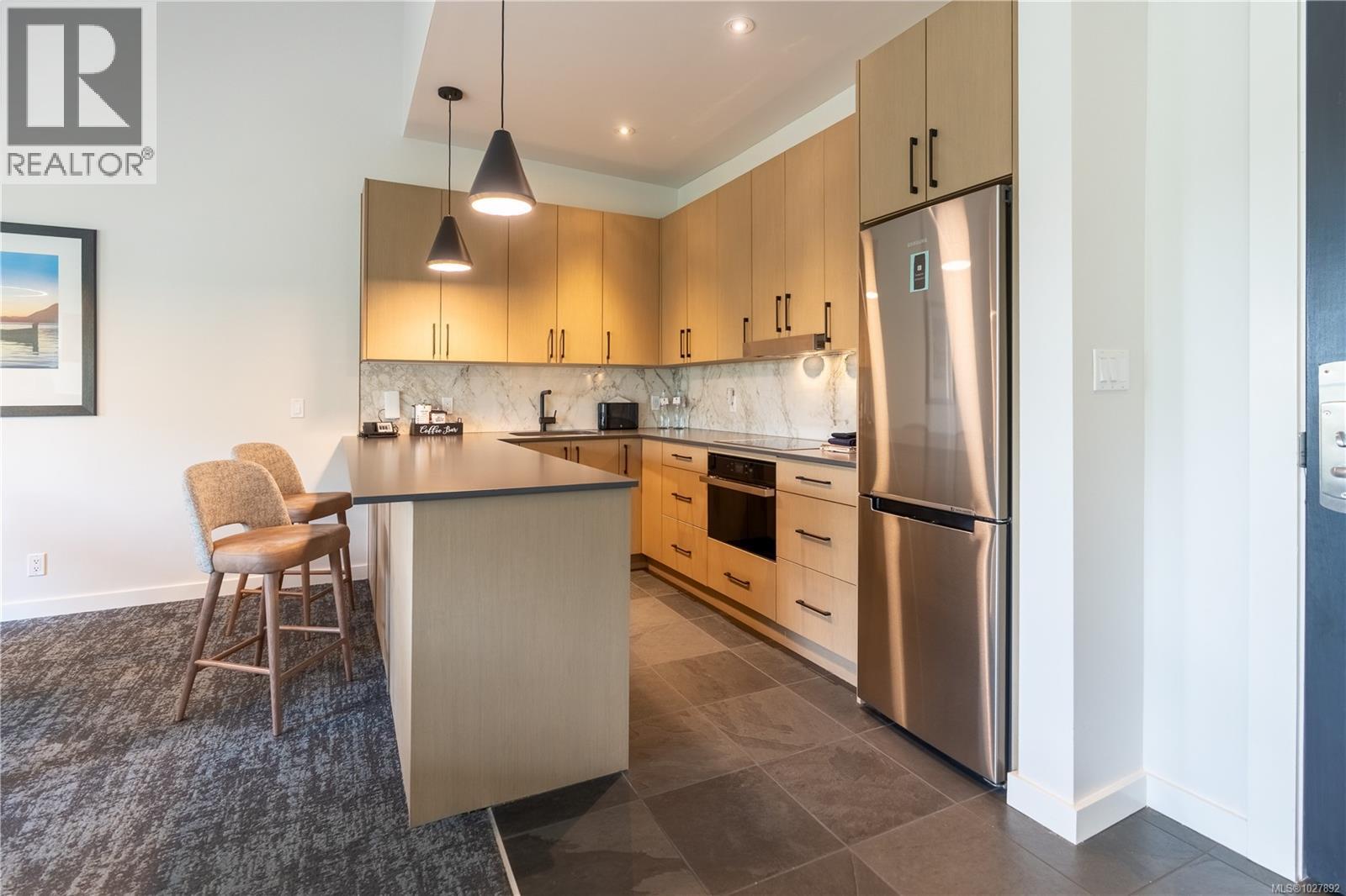 402 596 Marine Dr, Ucluelet