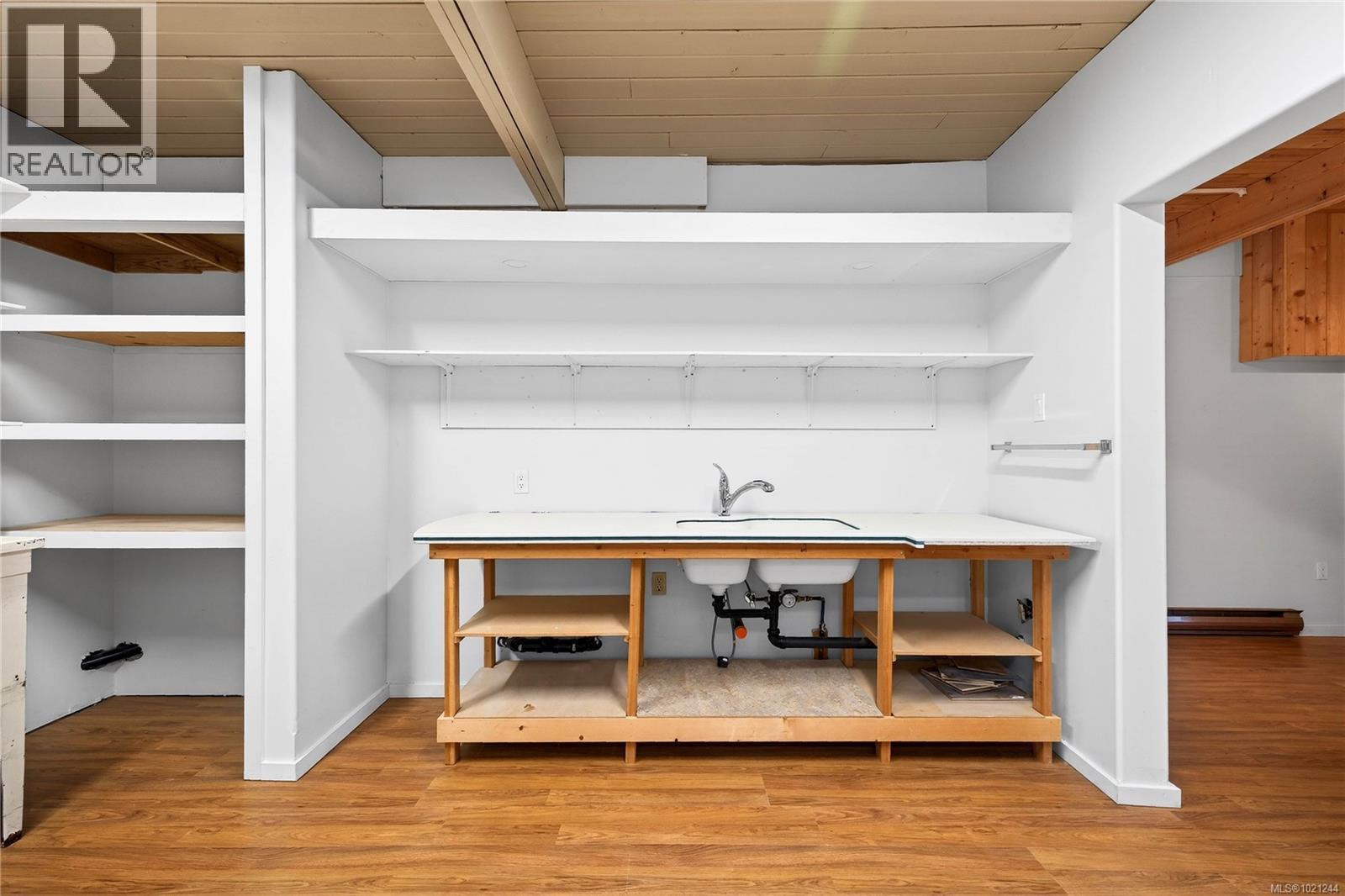  1375 Beddis Road, Salt Spring