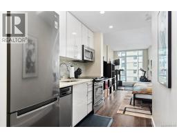 705 1090 Johnson St, Victoria, BC V8V0B3 Photo 8