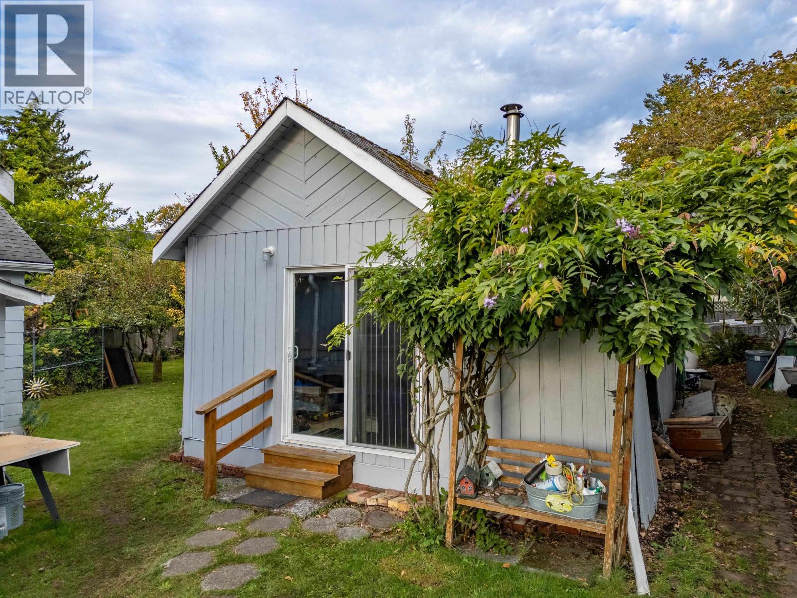 105 MADRONA ROAD, Galiano Island