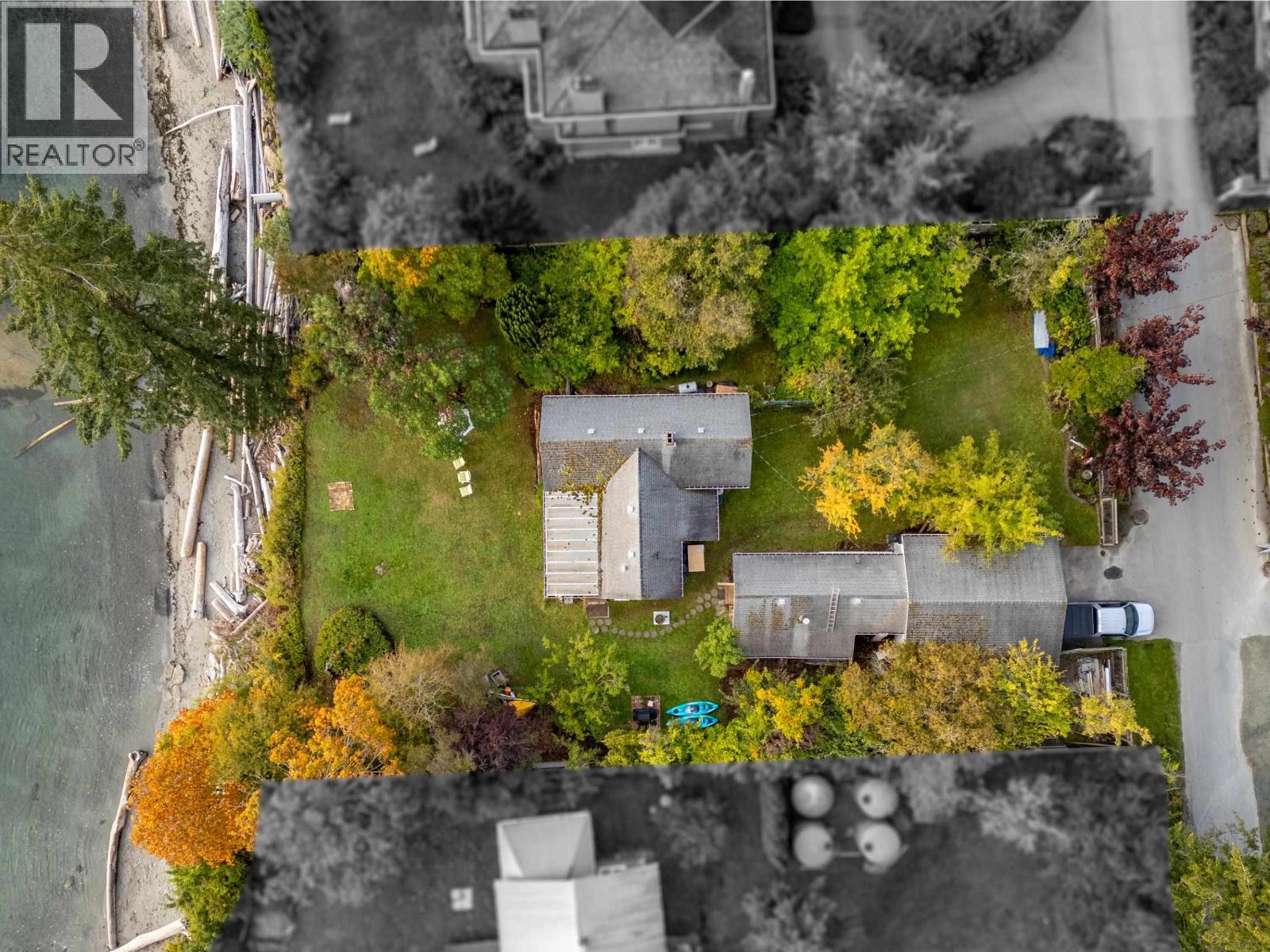 105 MADRONA ROAD, Galiano Island