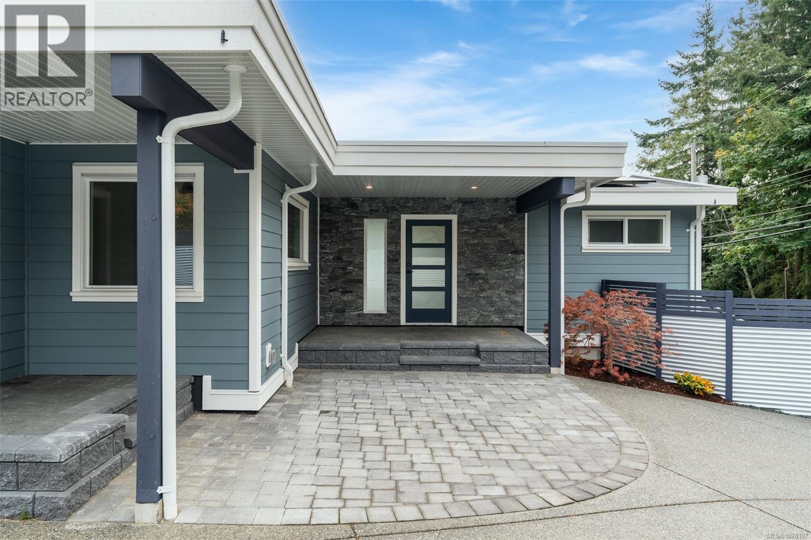  667 Noowick Road, Mill Bay