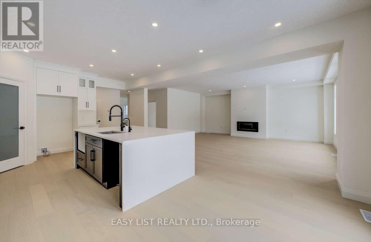487 BLACK STREET - 10