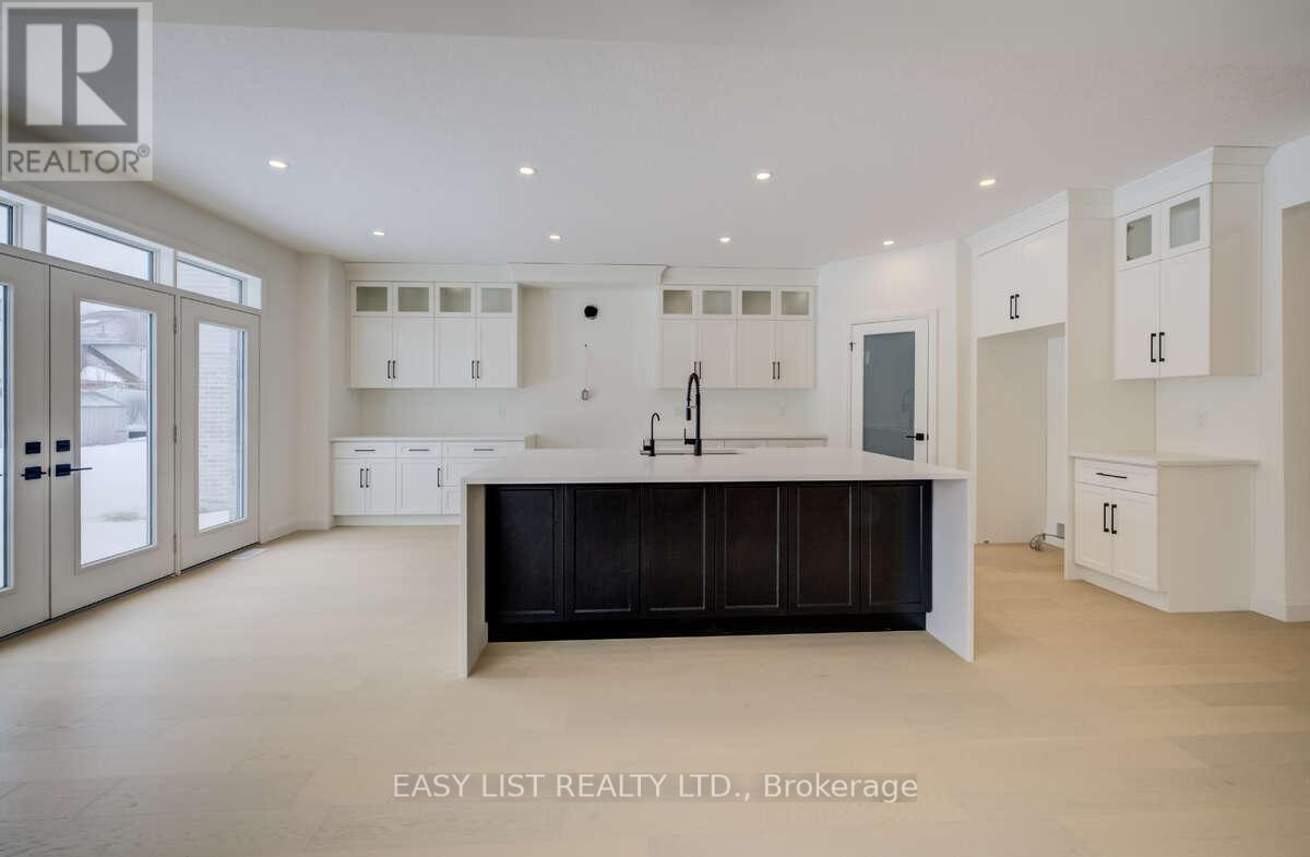 487 BLACK STREET - 6