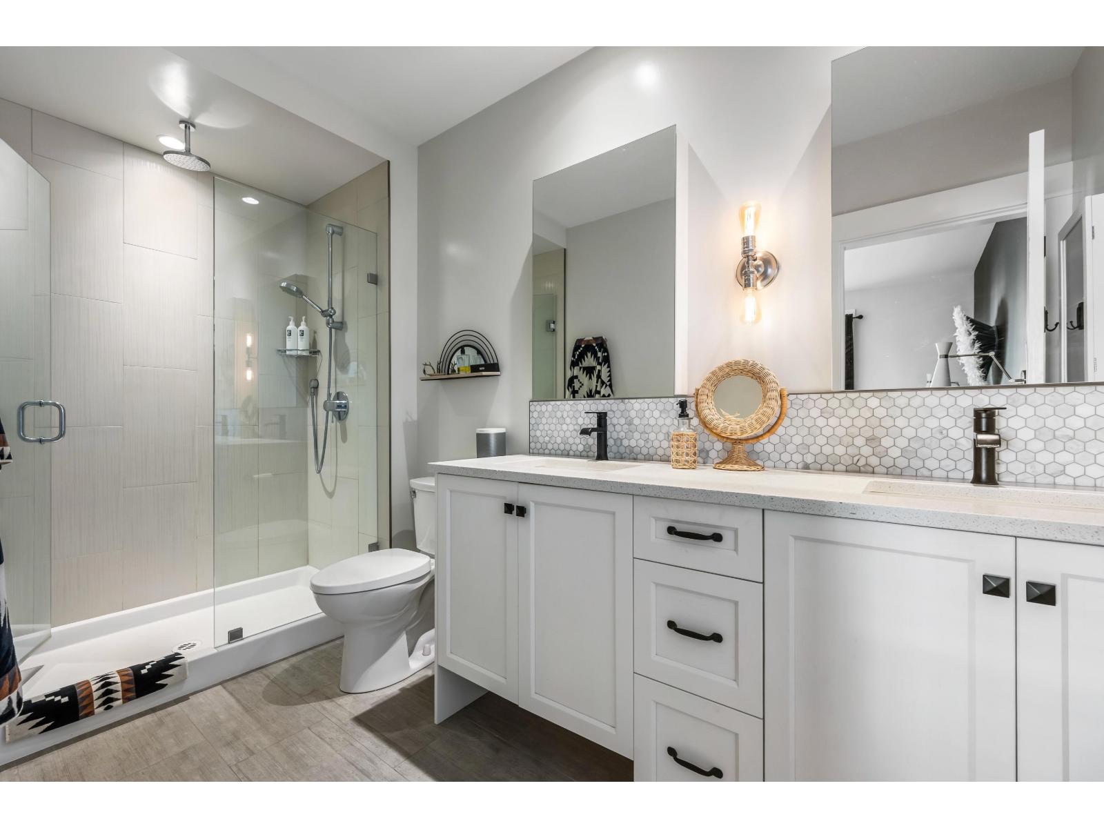 1805 FROSST CREEK CROSSING, Cultus Lake South, Lindell Beach