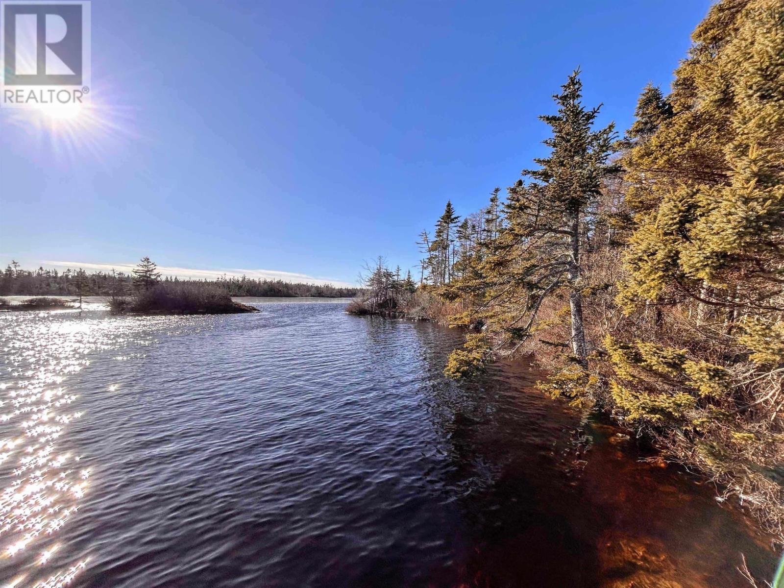 Property 3 of 11 of Highway 16