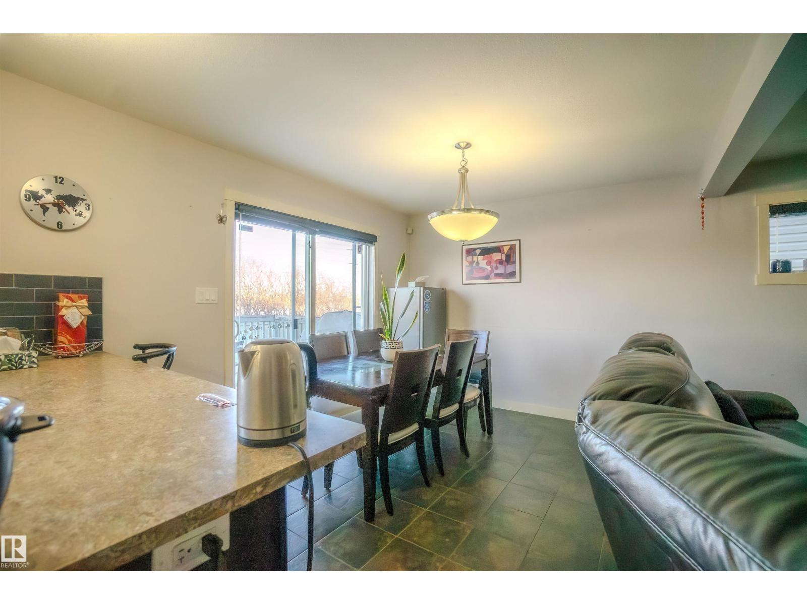 5244 1A AV SW SW - 14