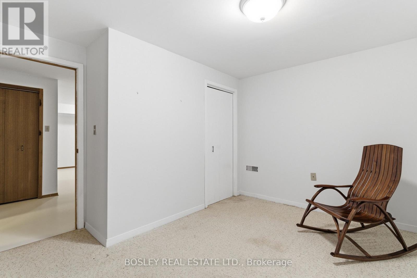 3 PINEHILL DRIVE — photo 34