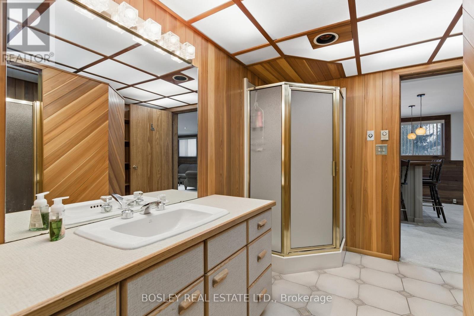 3 PINEHILL DRIVE — photo 36