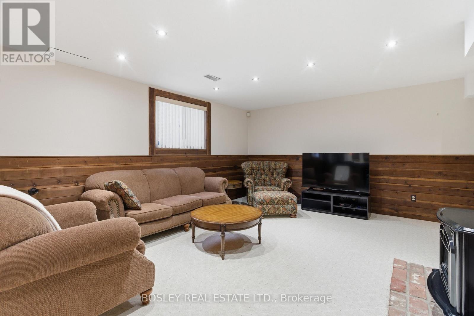 3 PINEHILL DRIVE — photo 47