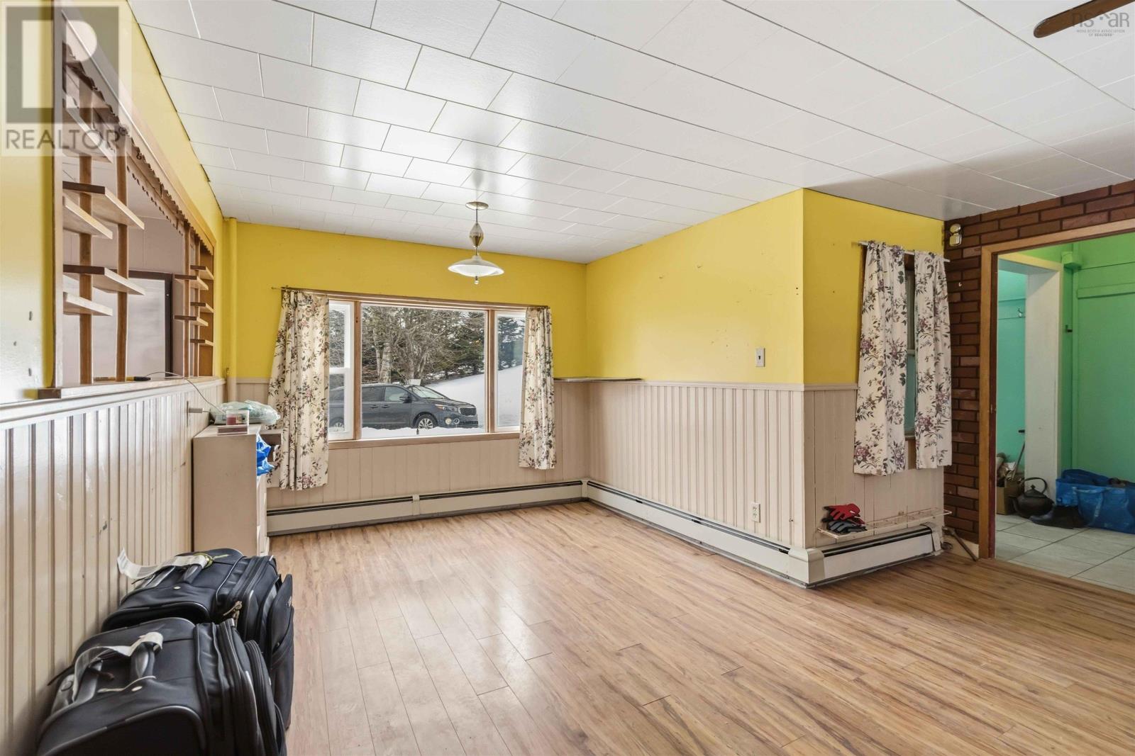 Property 12 of 50 of 67 Croft Avenue