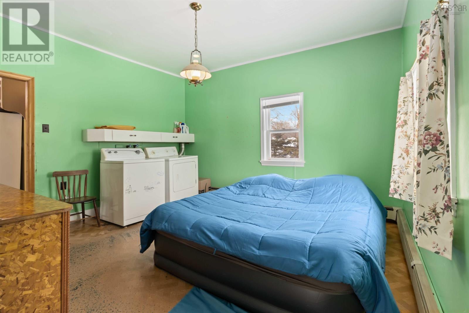 Property 32 of 50 of 67 Croft Avenue