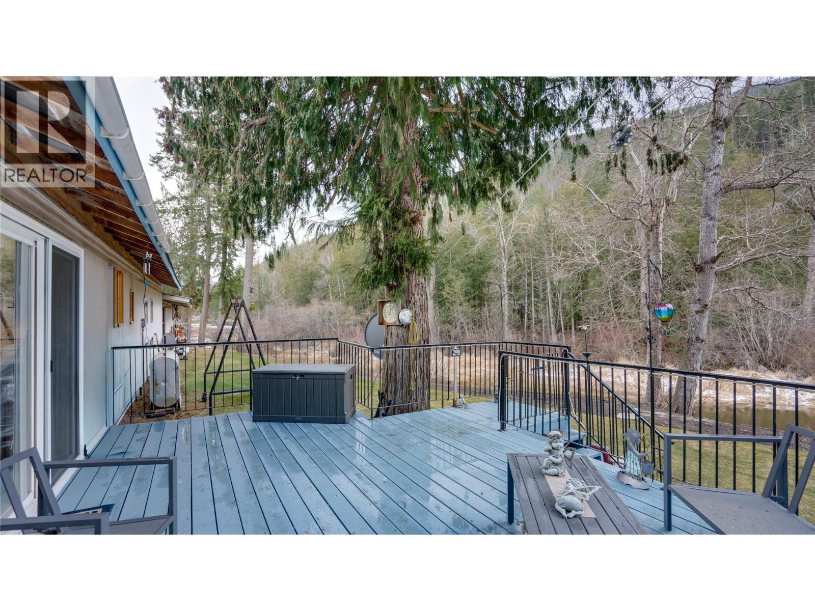  630 Enderby Mabel Lake Road, Enderby