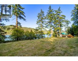 6903 Shark Rd, Pender Island, BC V0N2M2 Photo 15