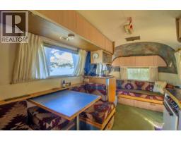 6903 Shark Rd, Pender Island, BC V0N2M2 Photo 21