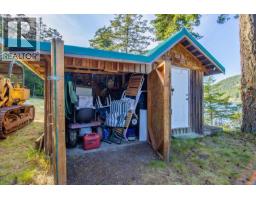 6903 Shark Rd, Pender Island, BC V0N2M2 Photo 24