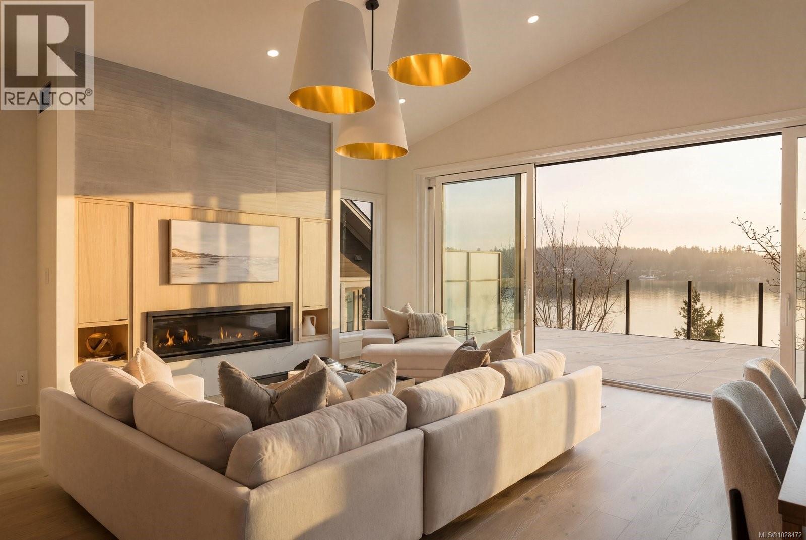 11392 CHALET RD - Image 2