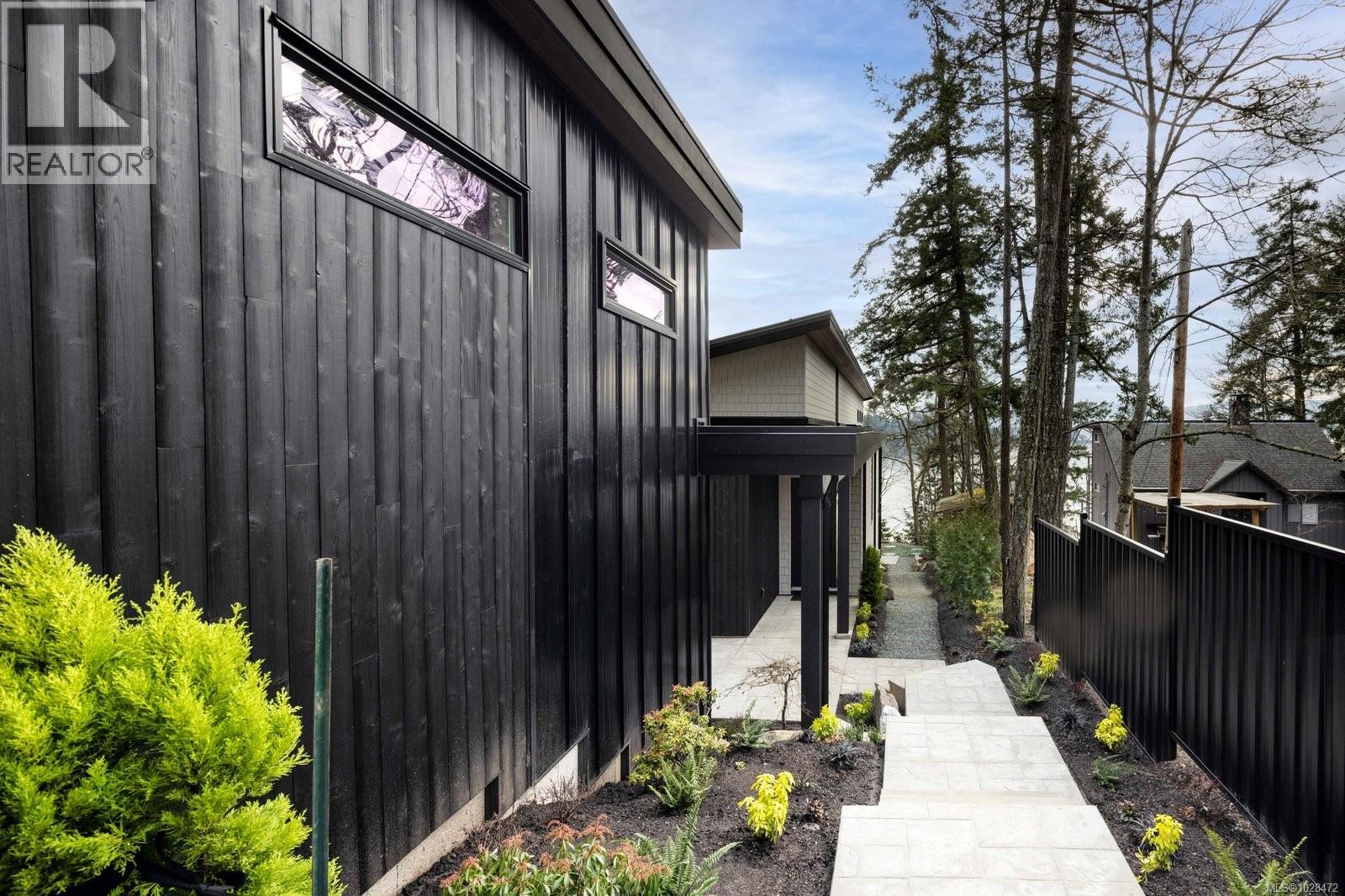 11392 CHALET RD - 45