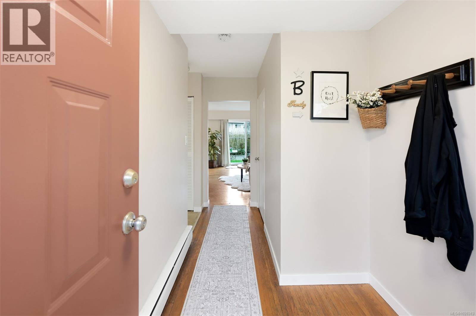 3596 TILLICUM RD - 21