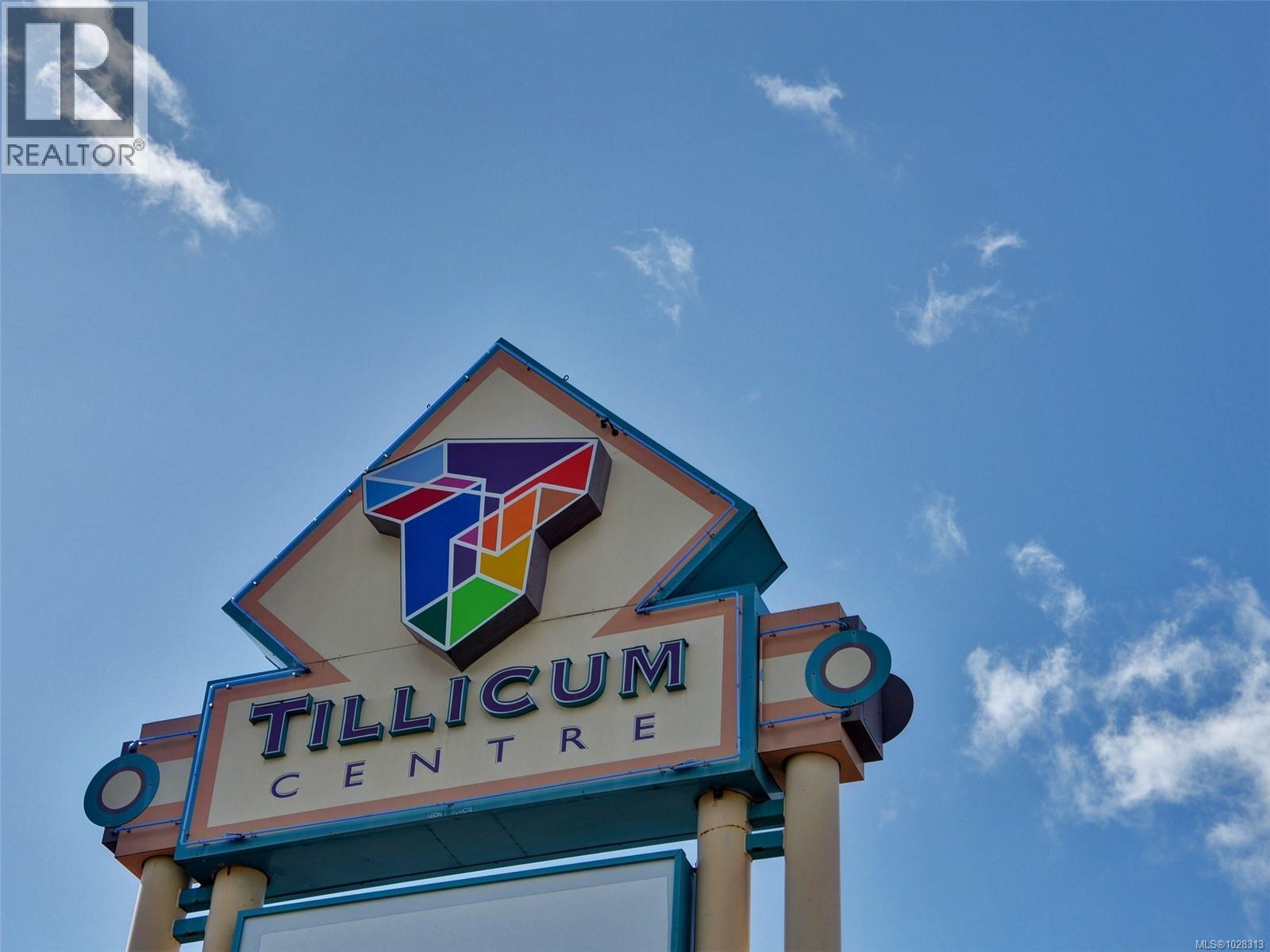 3596 TILLICUM RD - 32