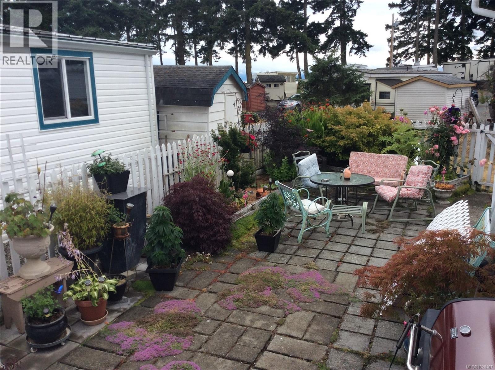 #32 7871 West Coast Rd - 10