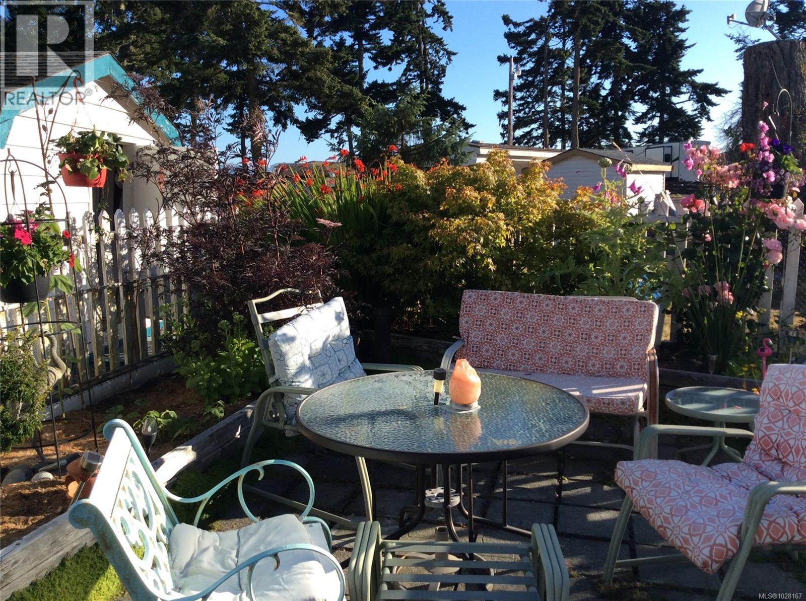 32 7871 West Coast Road, Sooke