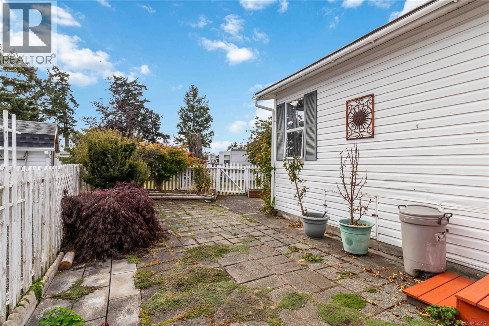 #32 7871 West Coast Rd - 45