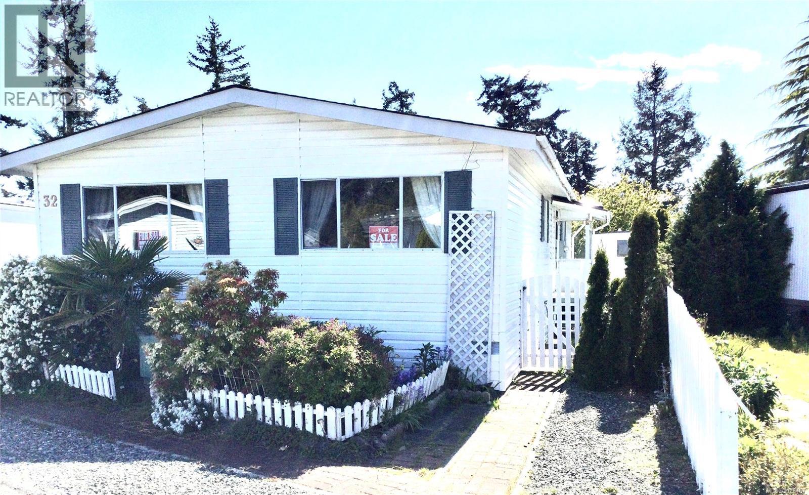 32 7871 West Coast Road, Sooke