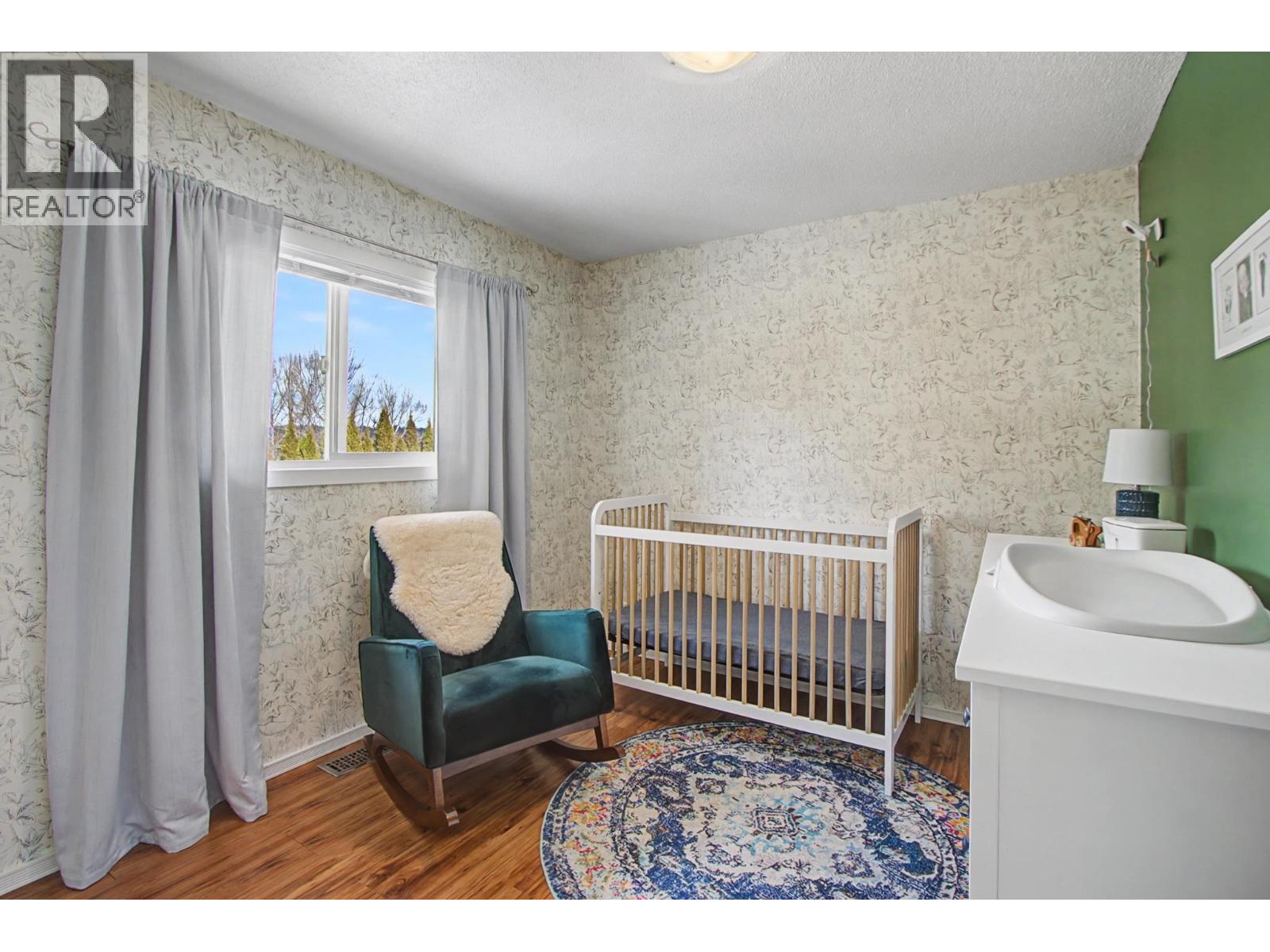 748 OCHAKWIN CRESCENT - 15