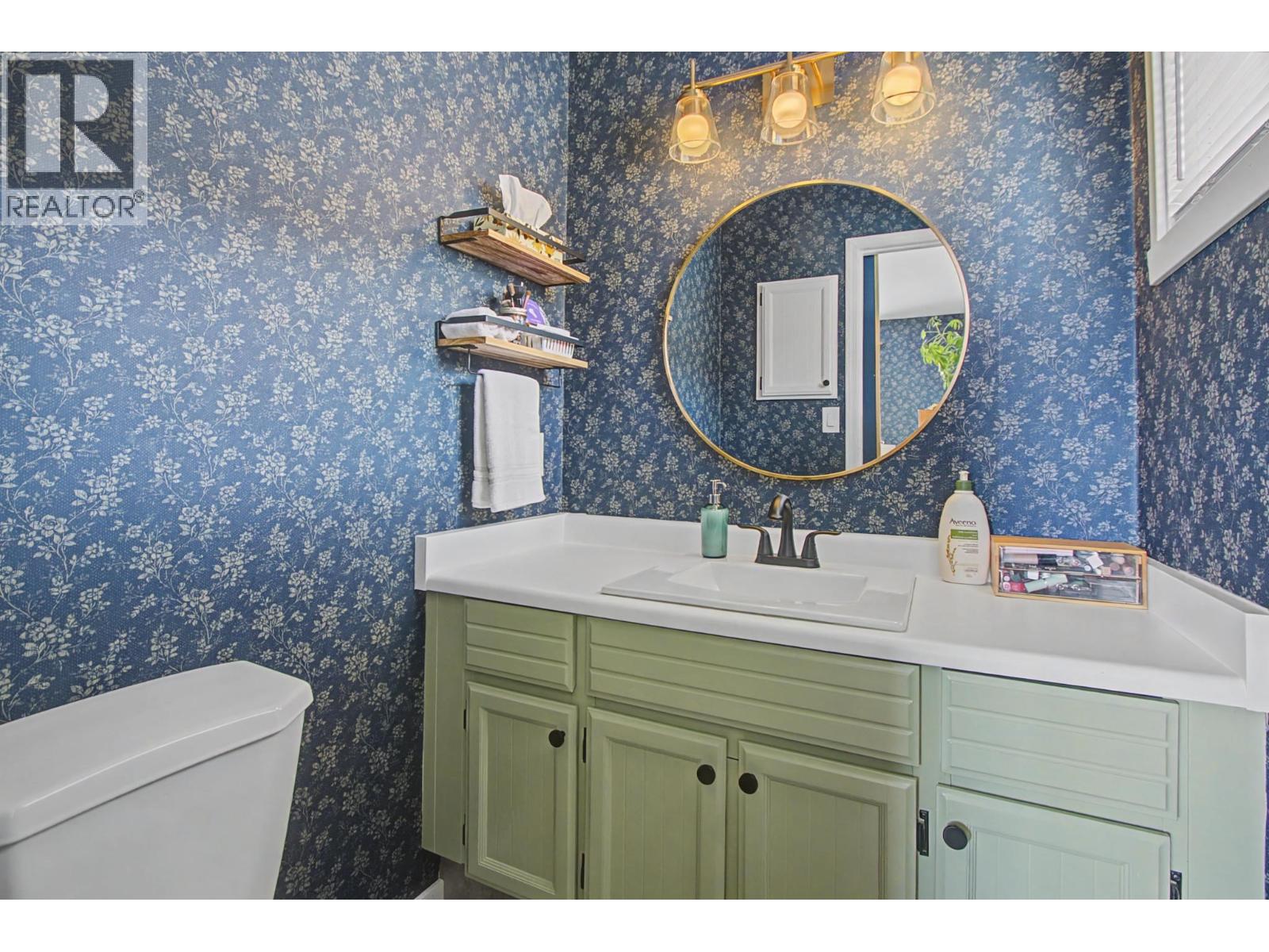 748 OCHAKWIN CRESCENT - 16