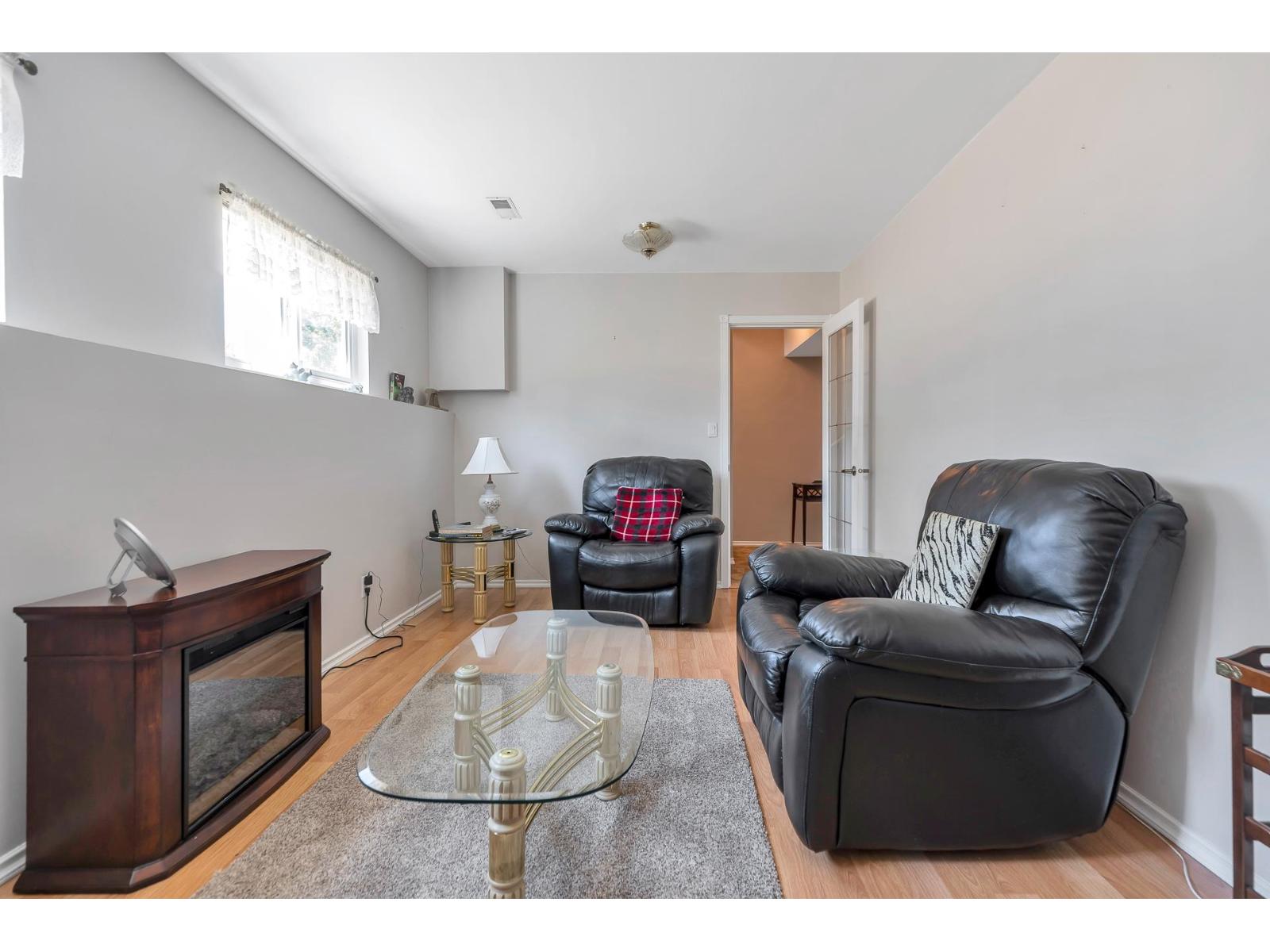 3838 CHADSEY CRESCENT, Abbotsford