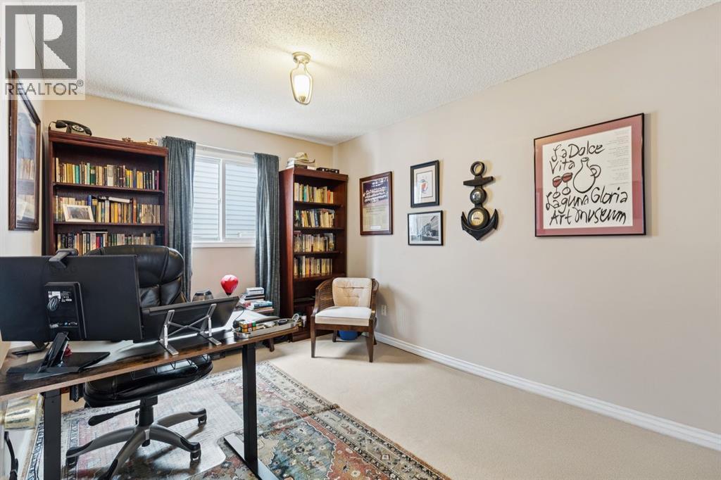 Single Family House for Sale in  Wood Valley Rise SW Woodbine Calgary 