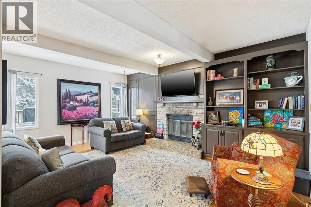 Single Family House for Sale in  Wood Valley Rise SW Woodbine Calgary 