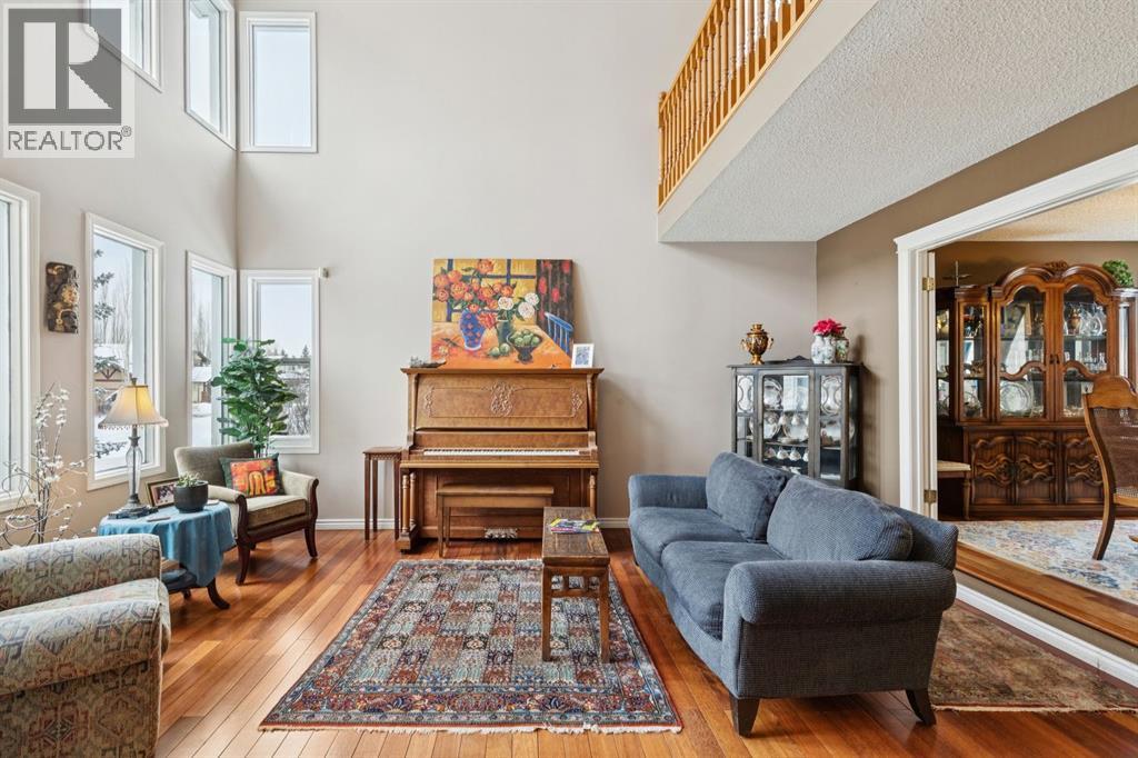 Single Family House for Sale in  Wood Valley Rise SW Woodbine Calgary 