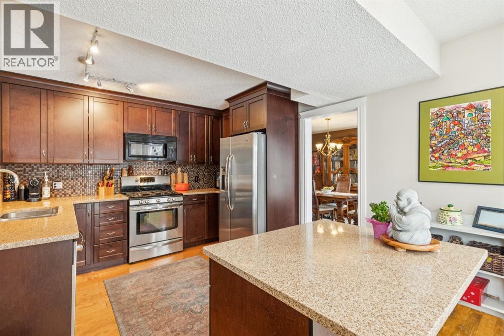 Single Family House for Sale in  Wood Valley Rise SW Woodbine Calgary 