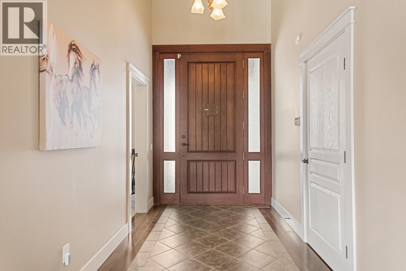 2568 Tuscany Drive, West Kelowna