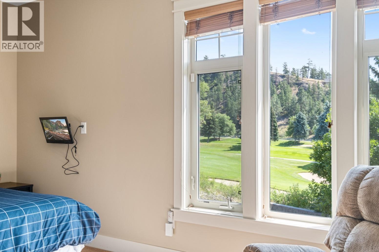 2568 Tuscany Drive, West Kelowna